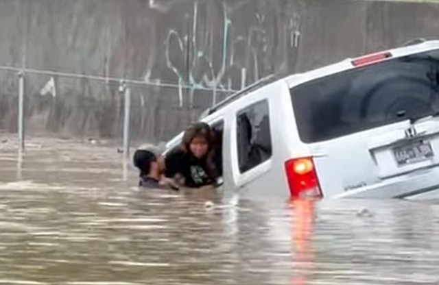 Dramatic Water Rescue Good Samaritan’s dramatic water rescue caught on video | Chattanooga ...