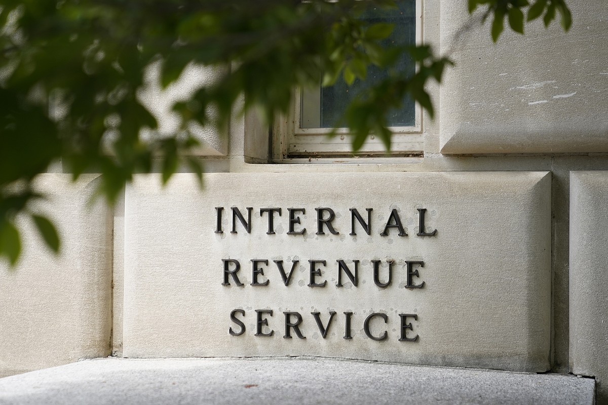IRS makes it harder for wind and solar projects to claim tax breaks ...