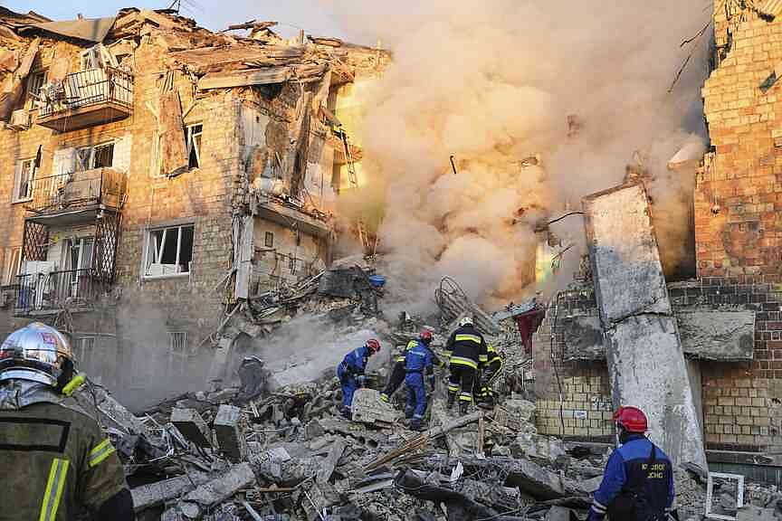 Major Russian drone and missile attack on Kyiv kills at least 21