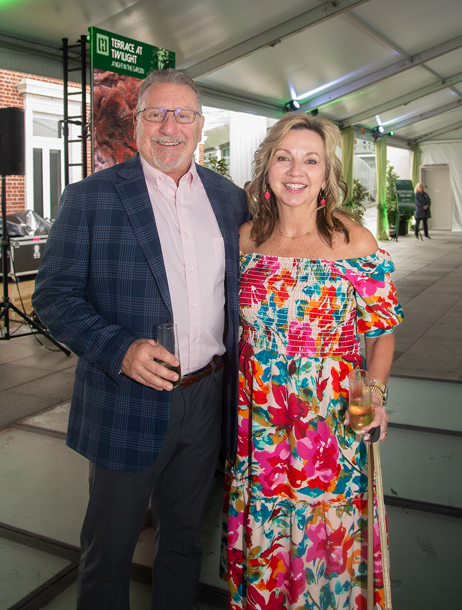 Photo by Mark Gilliland / Mike & Lorri Holland