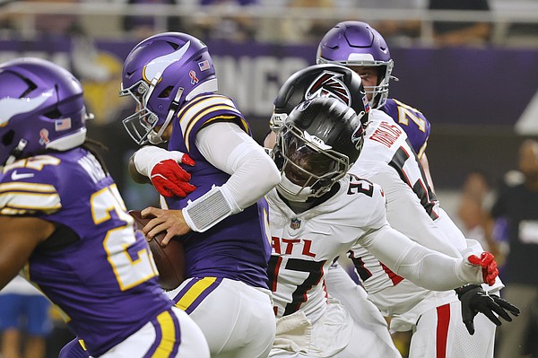Falcons' rookies shine in dominant defensive win over Vikings