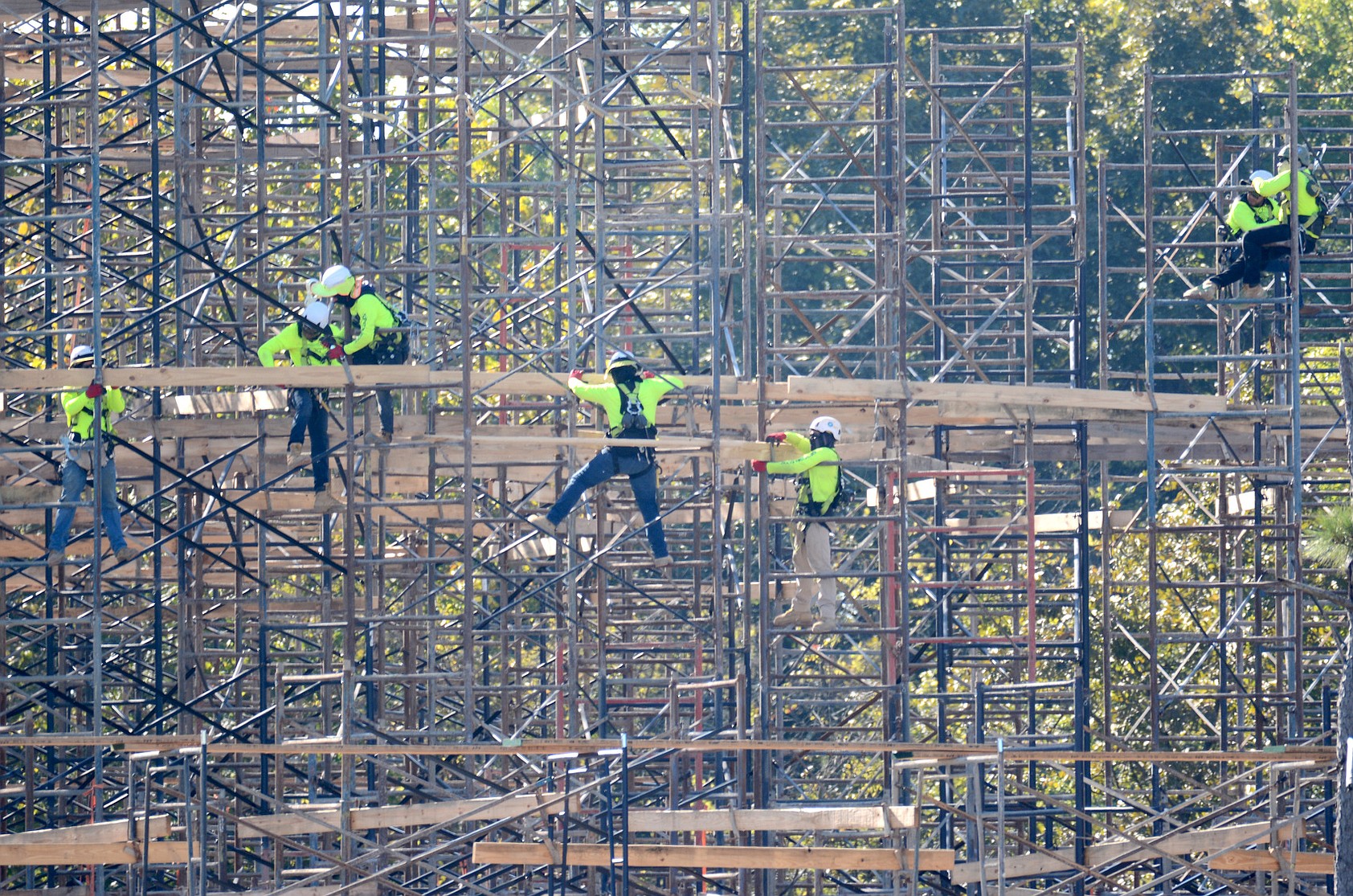 Tanks off Chattanooga highways to help stop sewer overflows during ...