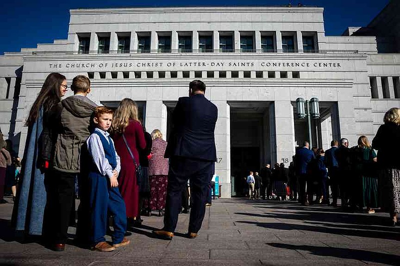 Mourners remember Latter-day Saints president as a ‘healer of hearts