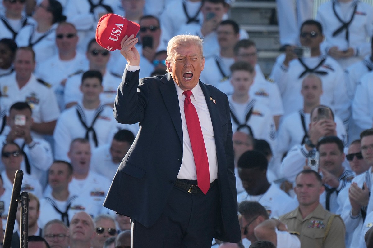 Opinion: Trump’s fixation on loyalty is bad for nation