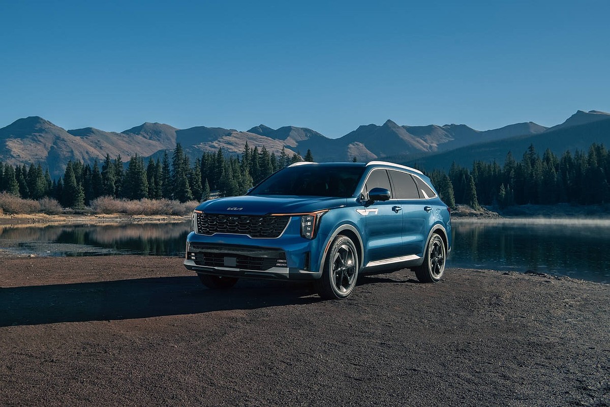 The 2026 Kia Sorento Hybrid: A Quiet Revolution on Route 26