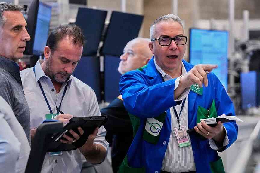 Wall Street climbs to cusp of records as oil prices jump
