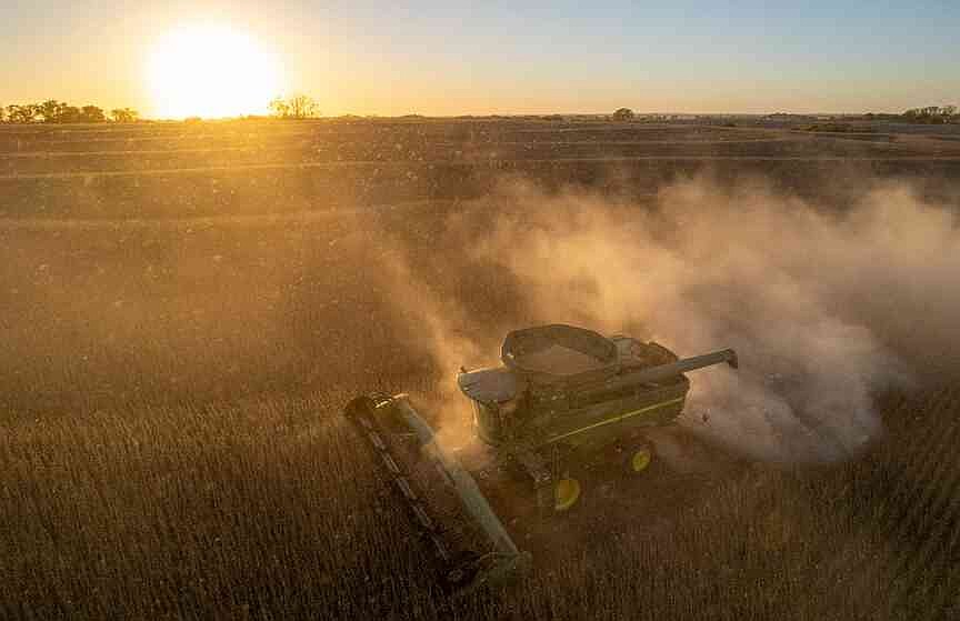American farmers welcome China’s promise to buy soybeans