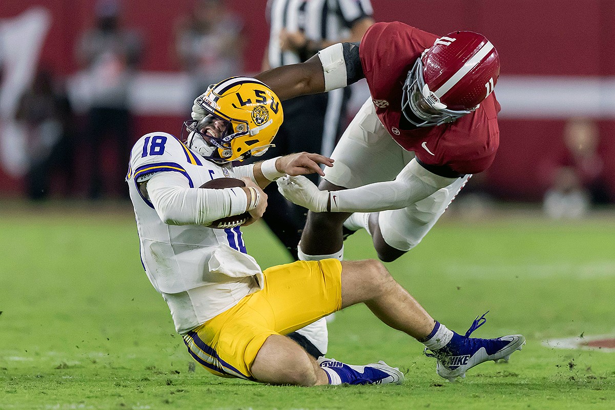 Defense stands out as Alabama beats LSU, extends winning streak