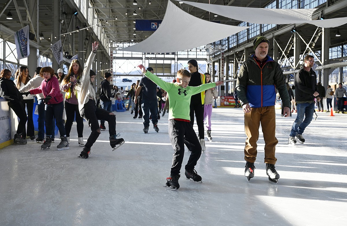 Things to do in Chattanooga this weekend: Ice on the Landing, Chattanooga Holiday Market and Gratefull