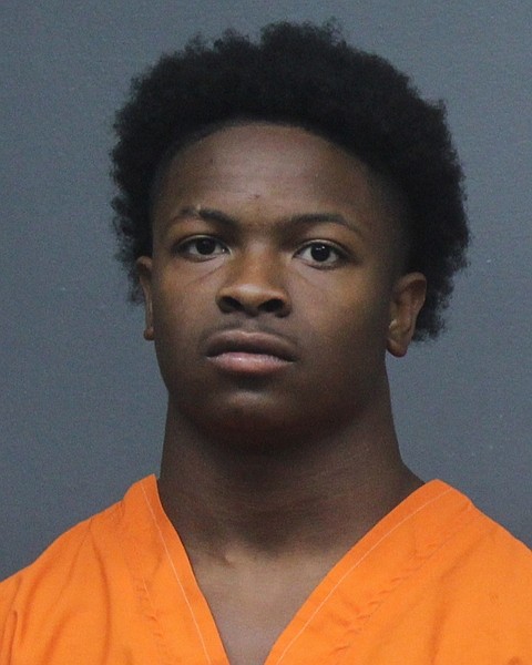 Defendant in fatal Texarkana, Texas, shooting pleads not guilty ...