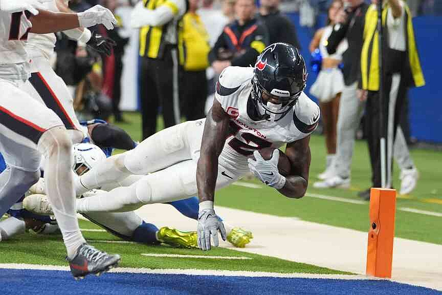 Texans corral high-scoring Colts with win at Indy