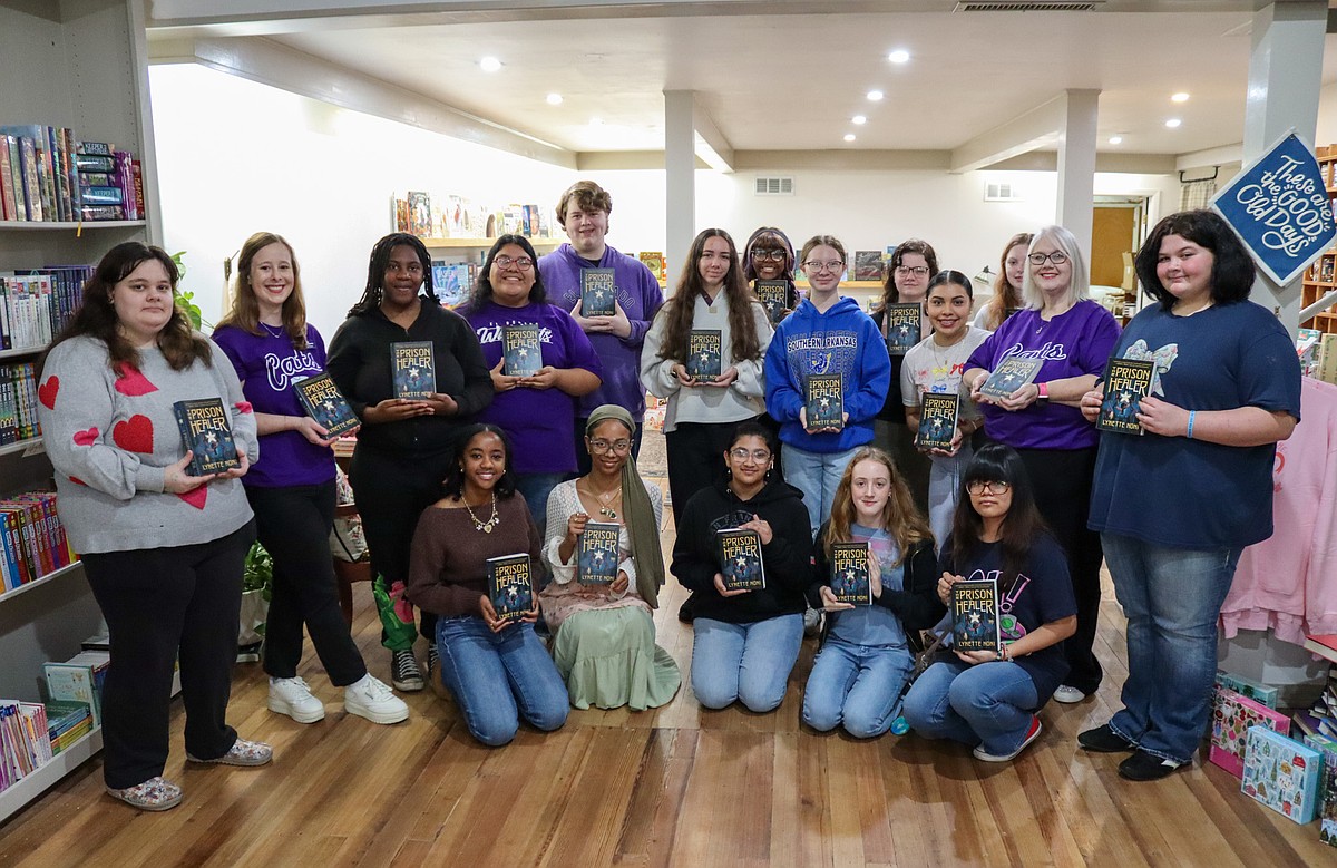 EHS book club earns $800 in grants to support student reading