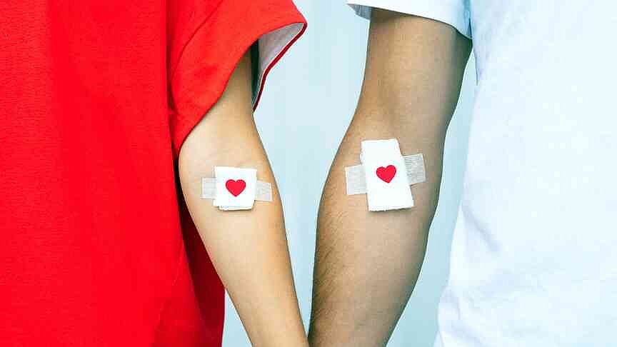 Carter BloodCare offers sports memorabilia prizes for donors