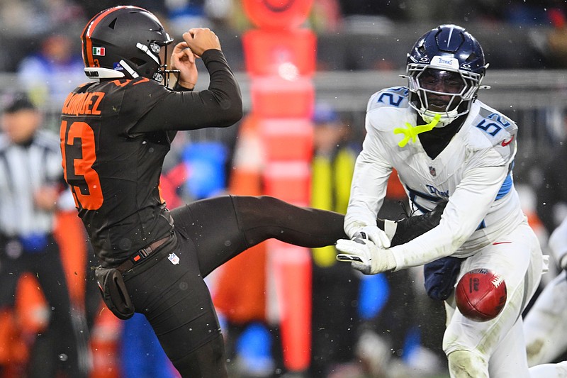 Corey Block The Titans get much-needed boost in an ugly season ending their 7-game ...