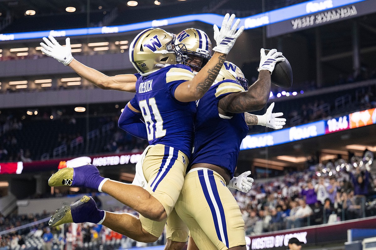 Washington dominates all over field to rout Boise State in LA Bowl