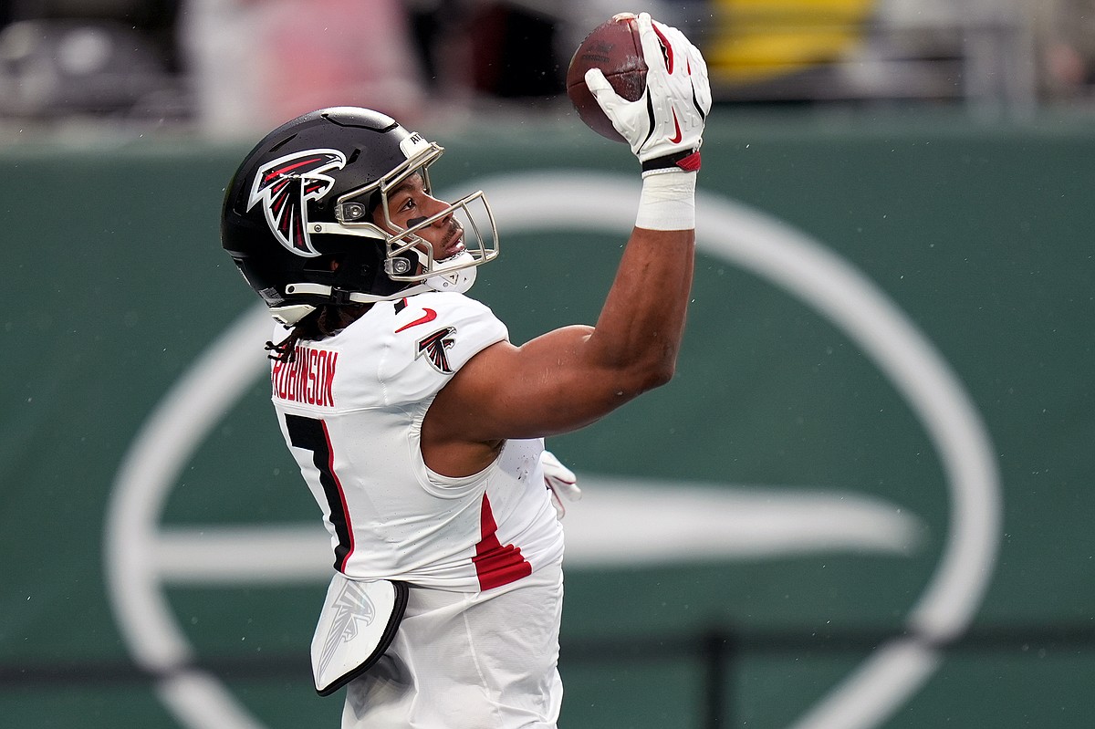 Falcons seeking back-to-back wins during Sunday's visit to Arizona