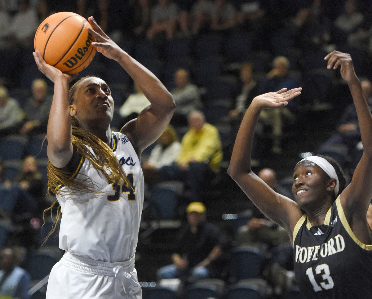 Image for UTC women dominate on defense