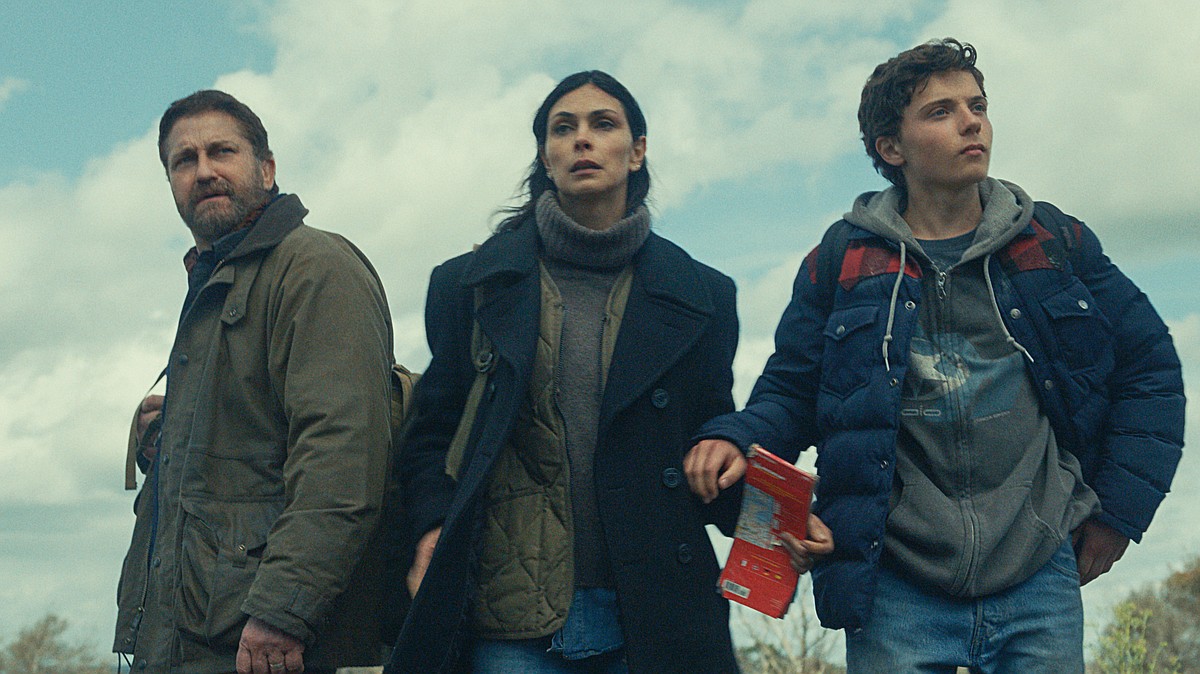 Unmemorable Movie Review: 'Greenland 2: Migration' is an unmemorable sequel with a ...