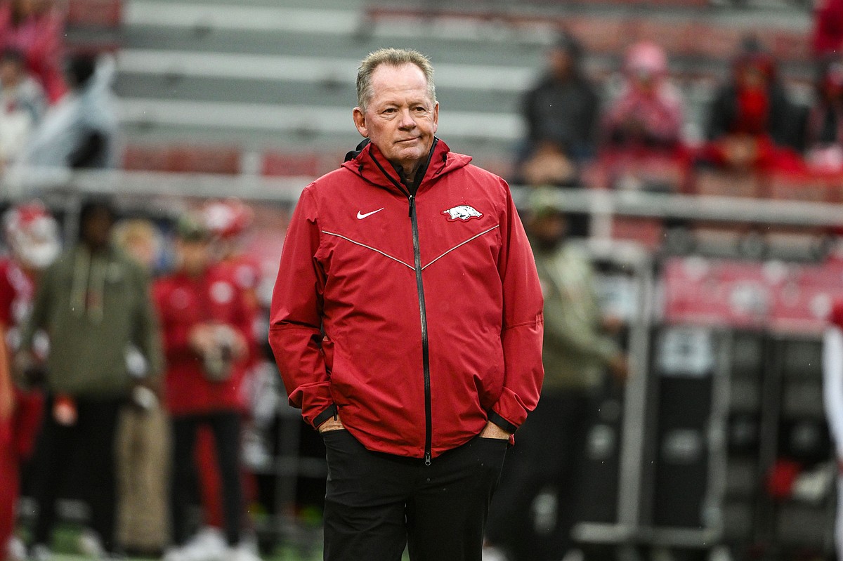 Bobby Petrino joins Bill Belichick’s staff at North Carolina