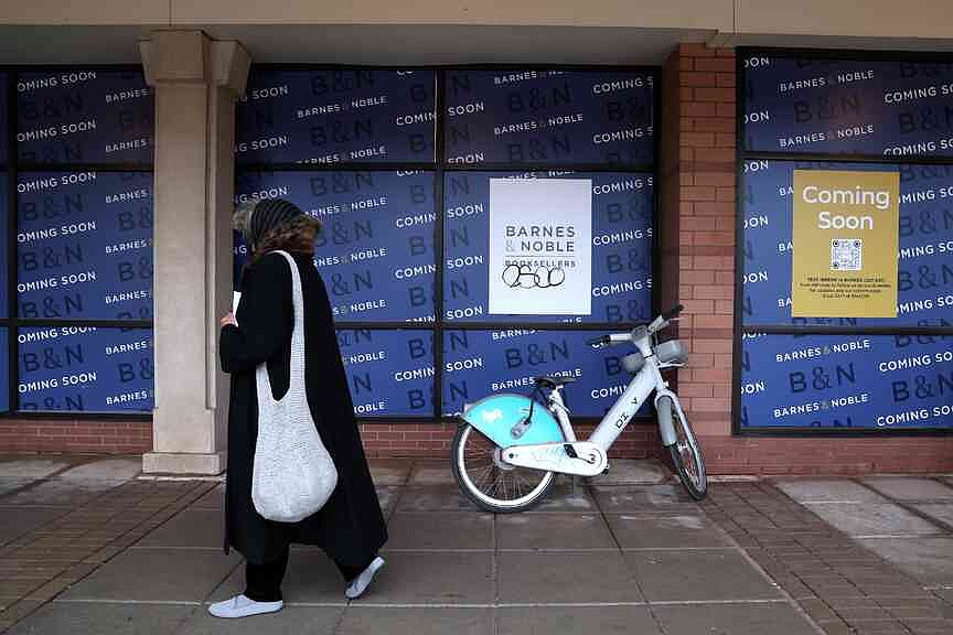 Barnes & Noble to open more bookstores nationally, including four in Chicago area