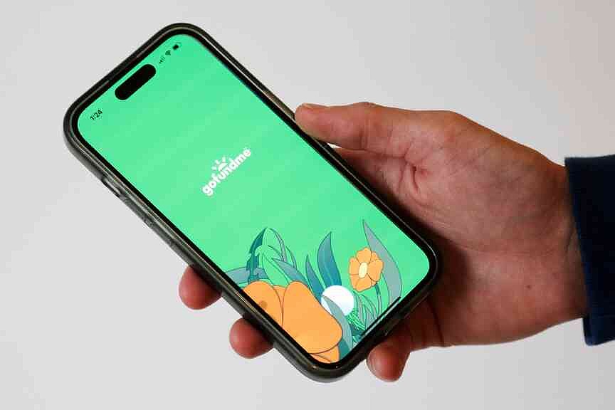 Poll shows how Americans feel about crowdfunding websites