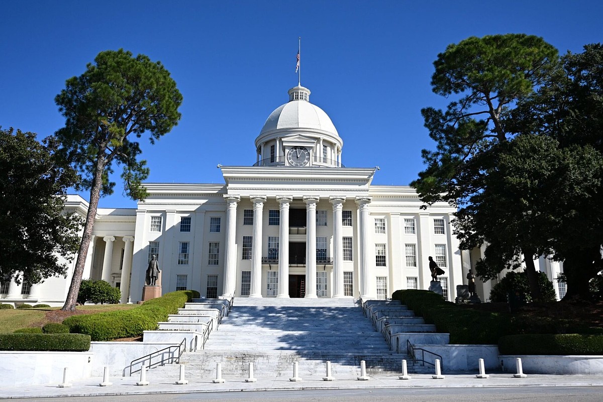 Report: Alabama’s low tax collections hurting education, government services