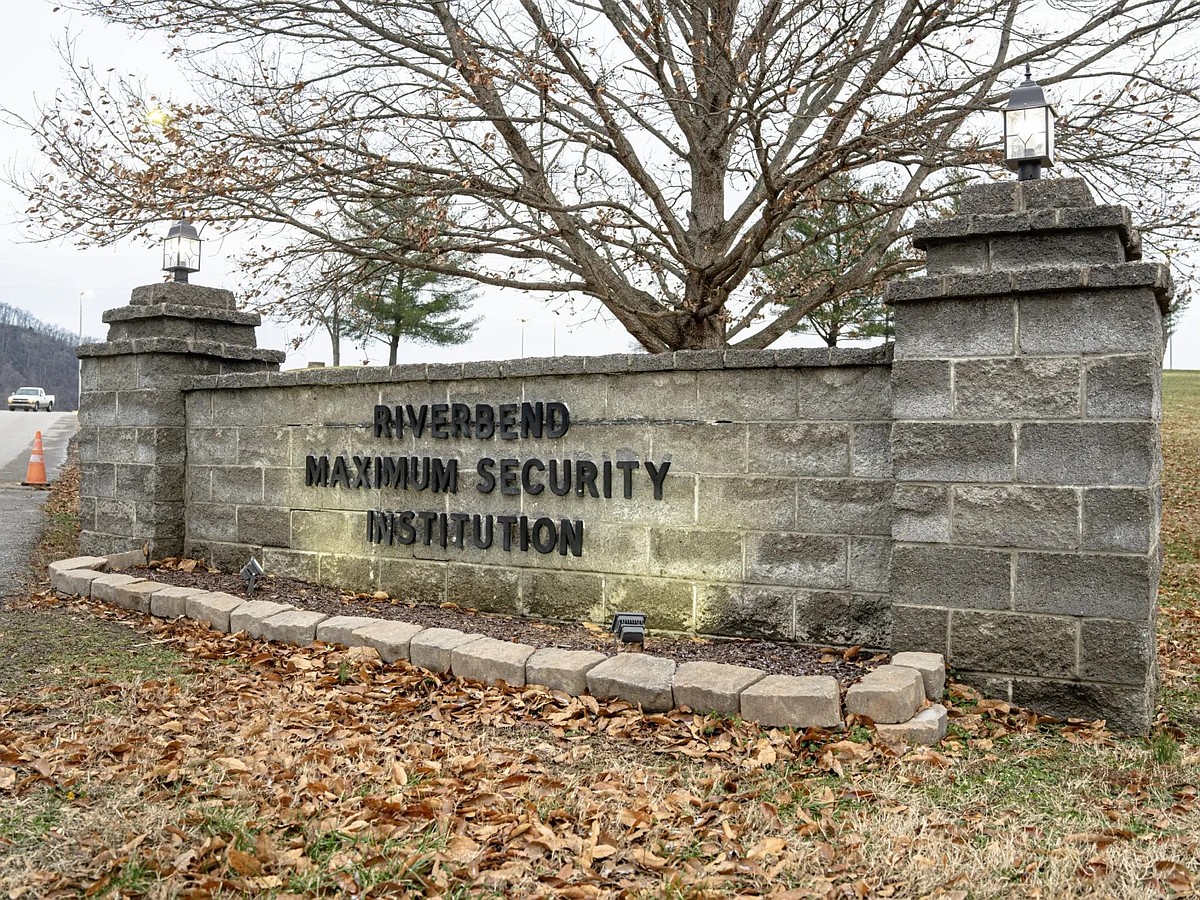 Woman on Tennessee’s death row files legal challenge to execution protocol