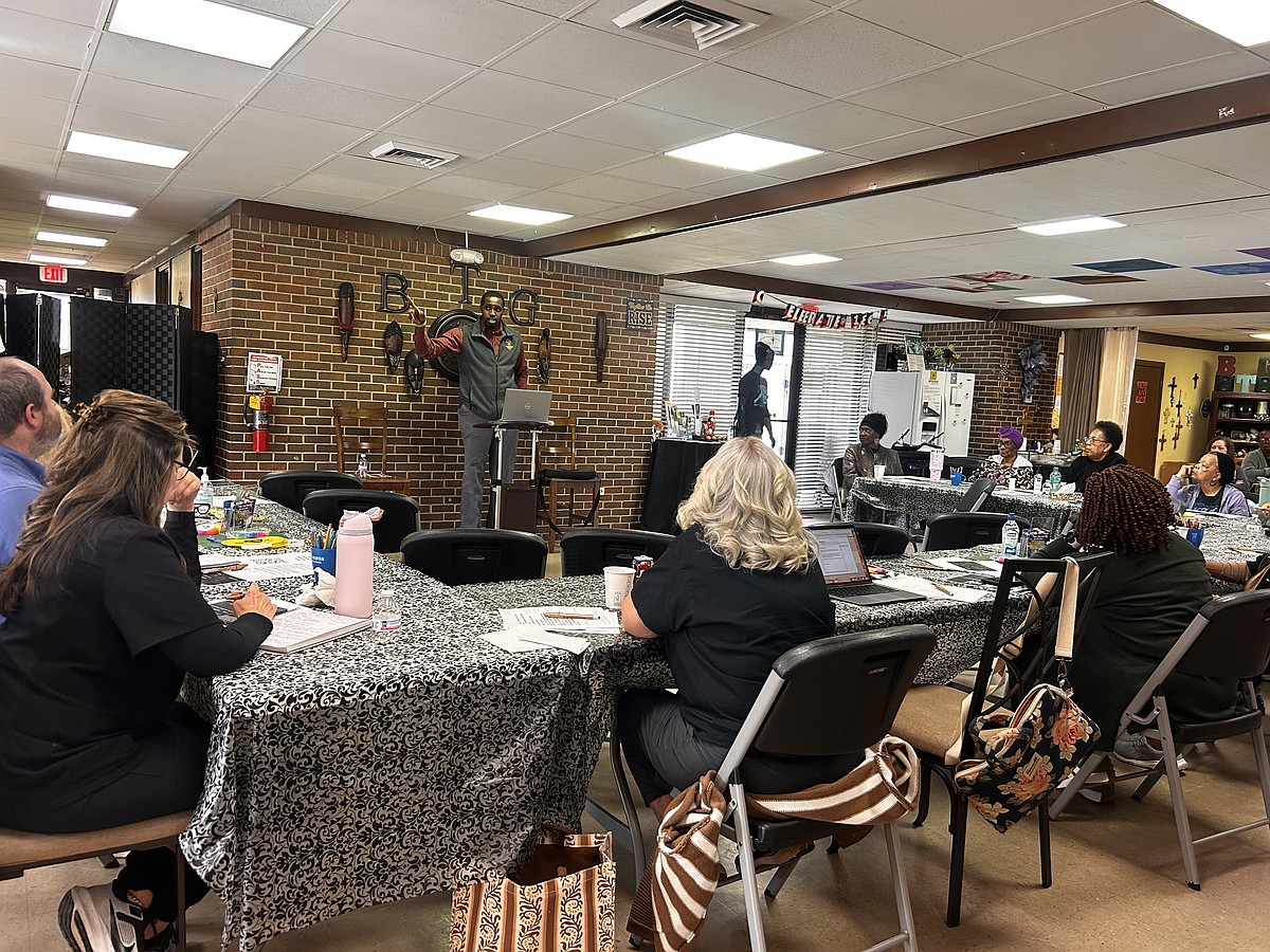 Texarkana Homeless Coalition speaker discusses poverty's local impact