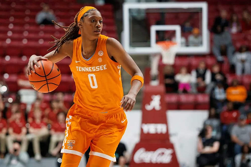 Lady Vols shake off slow start at Alabama, win sixth straight game