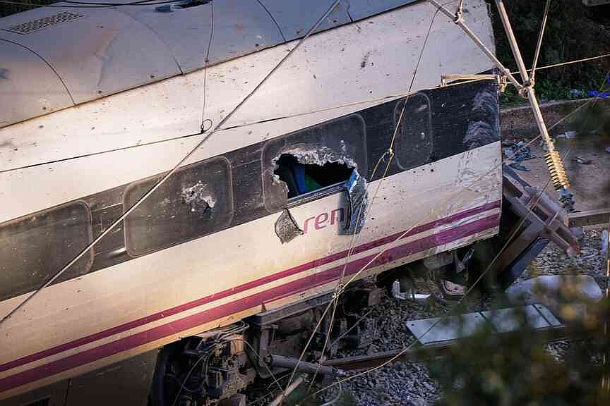Barcelona commuter train crashes, two days after deadly train collision in Spain