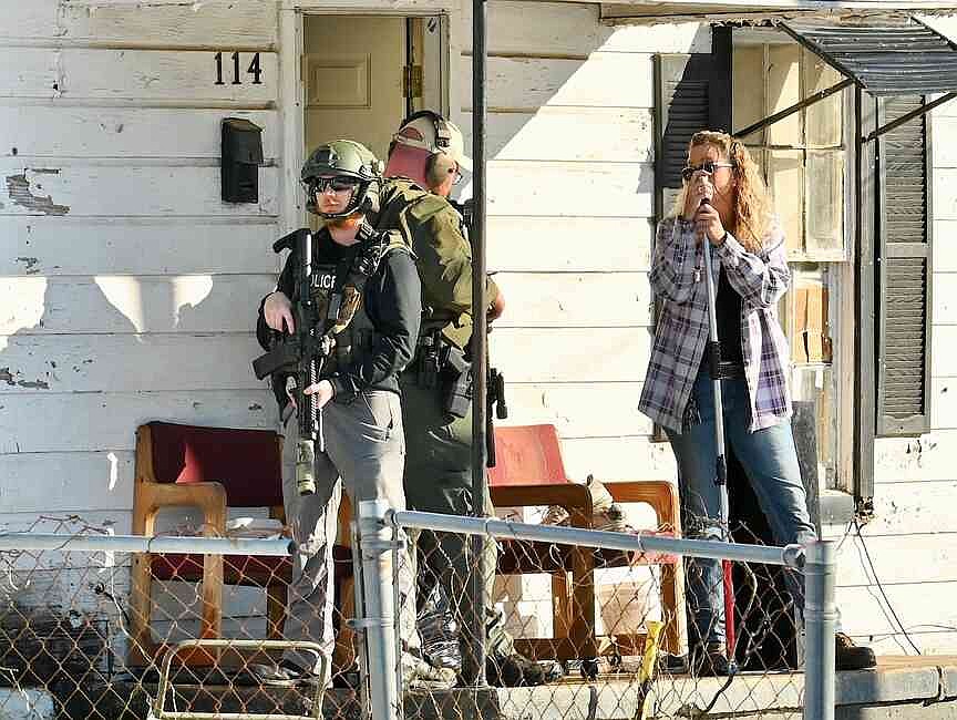 PHOTO | SWAT called in during burglary investigation