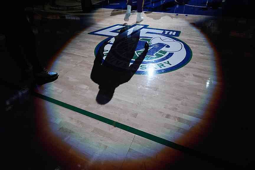 Mavericks put their hope in health