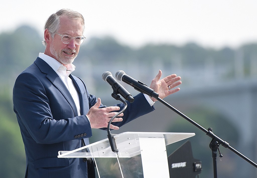 Times Opinion: Bo Watson’s got-mine, get-yours economy