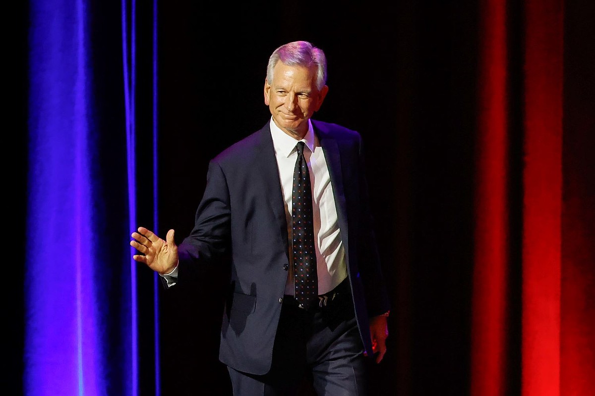 Alabama GOP dismisses residency challenges against Tuberville