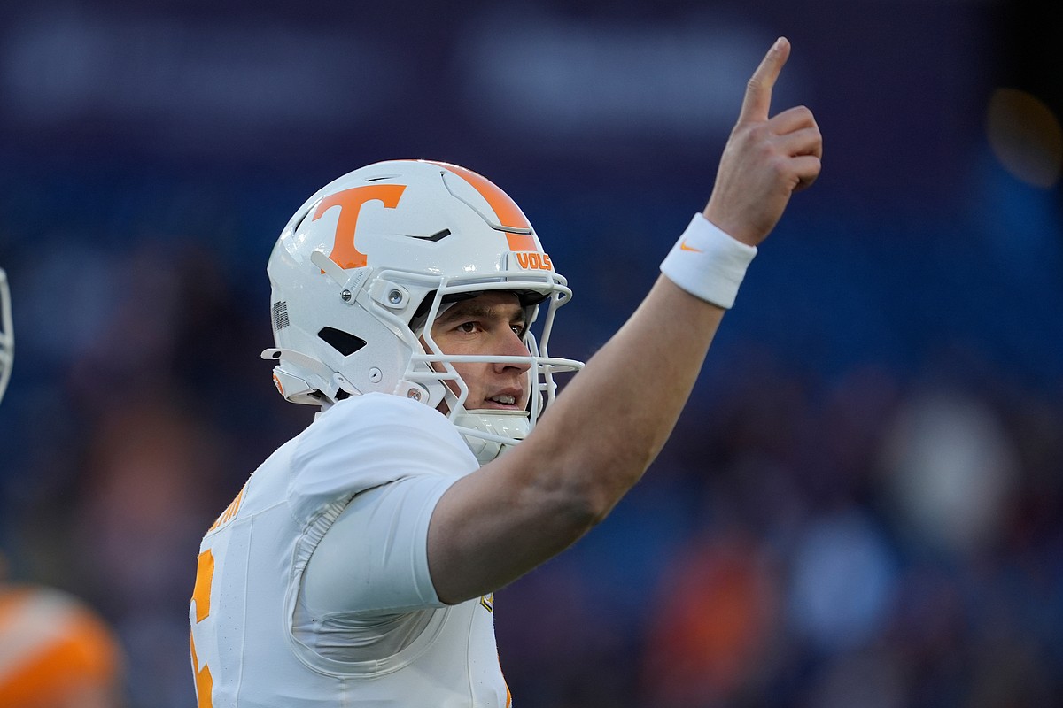 Vols QB Aguilar granted temporary restraining order, can rejoin team workouts
