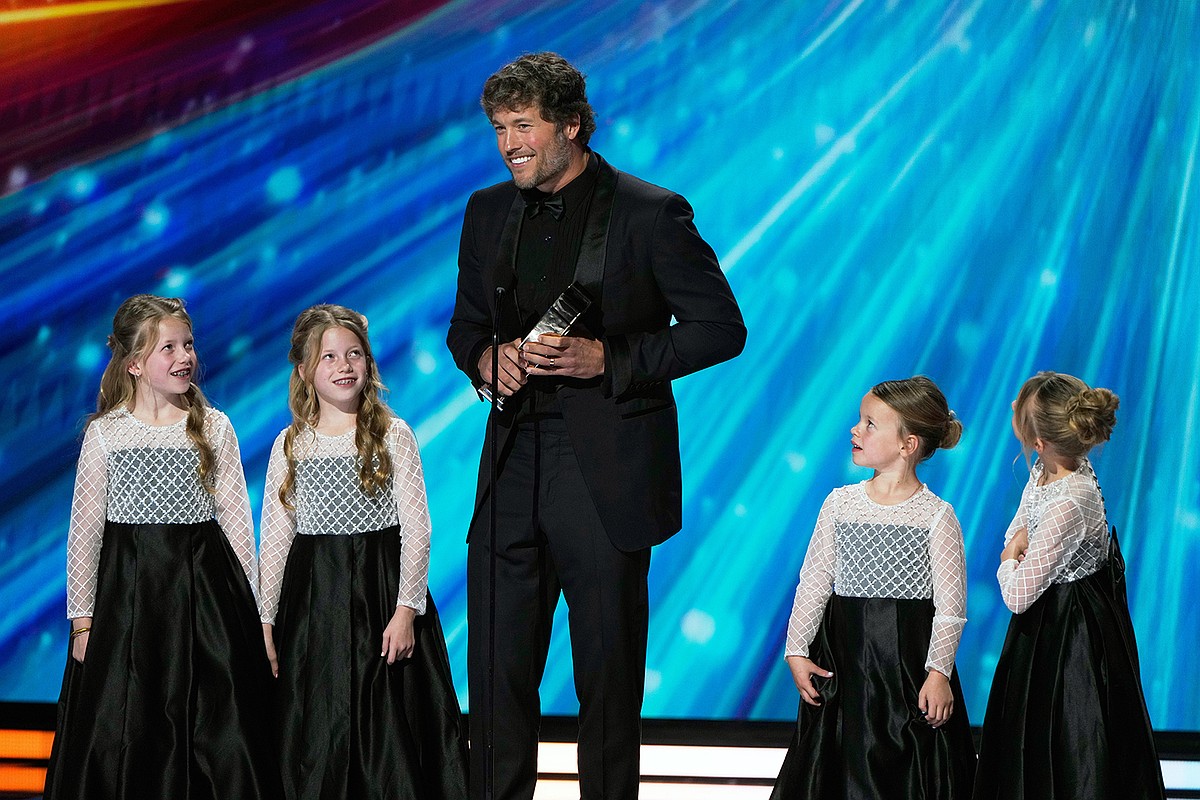 5-at-10: Super Friday mailbag heading into Super Bowl, with hall discussion, extremes and Kleenexs for everyone