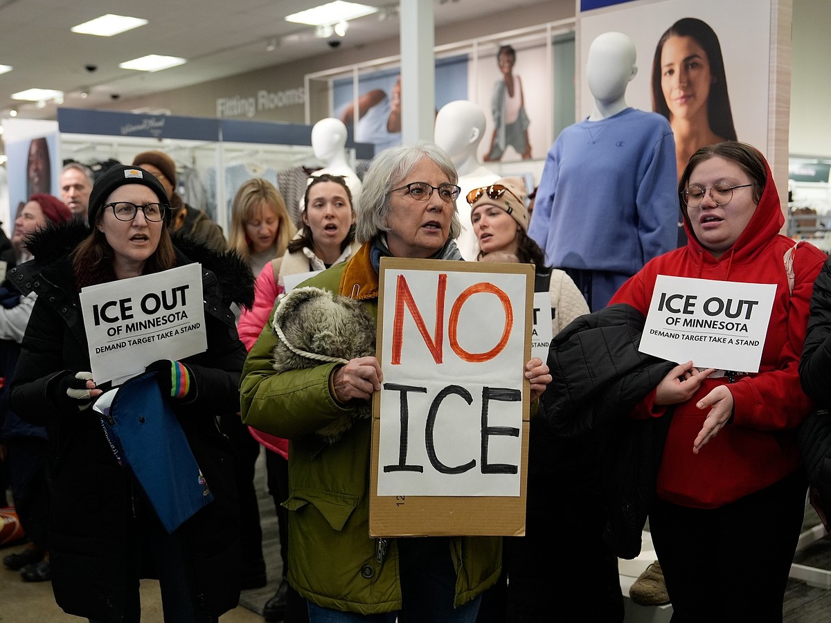 Ron Hart: Why so blue? Survey says liberal women less content, more lonely