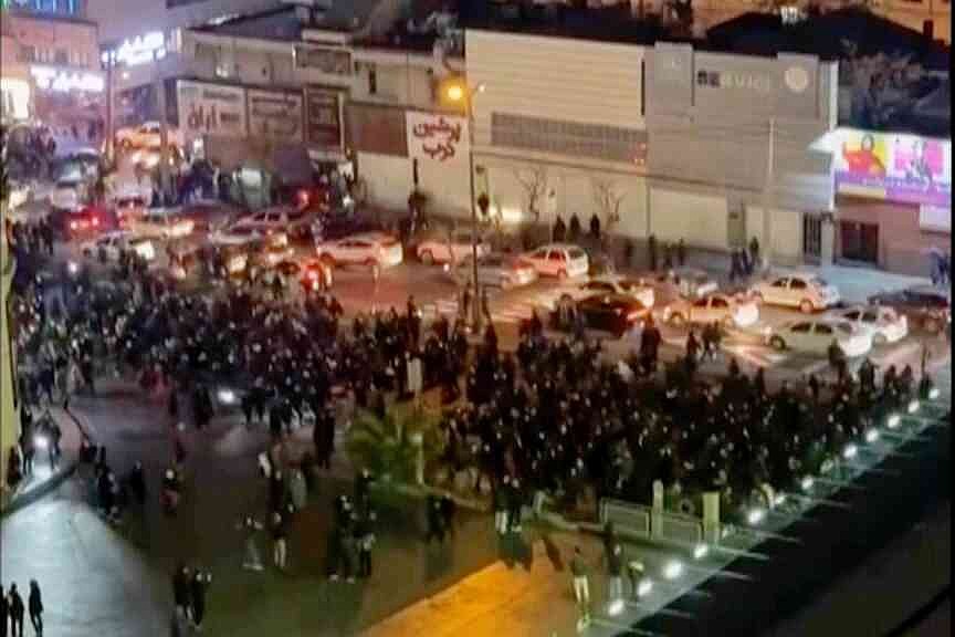 Iranian security agents use dragnet spanning entire country to arrest protesters
