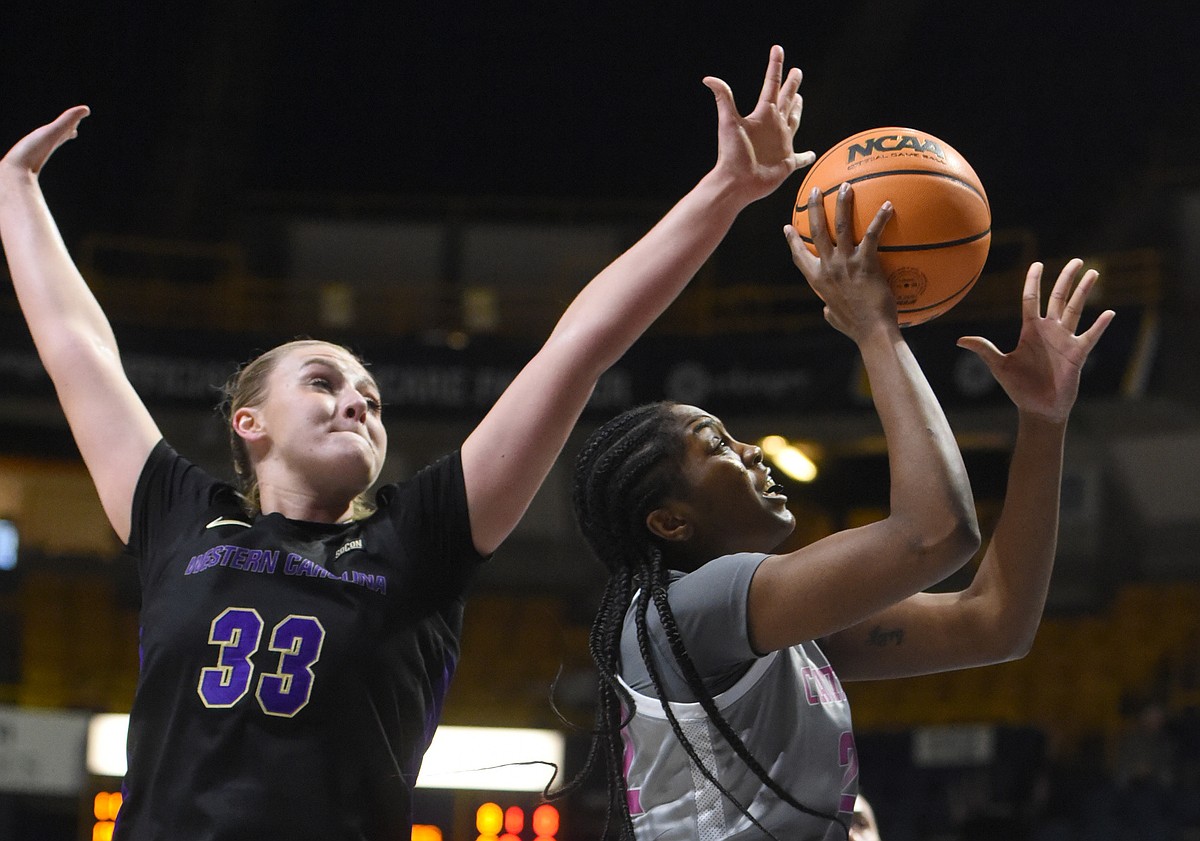 UTC women snap skid, move closer to top seed for SoCon tourney