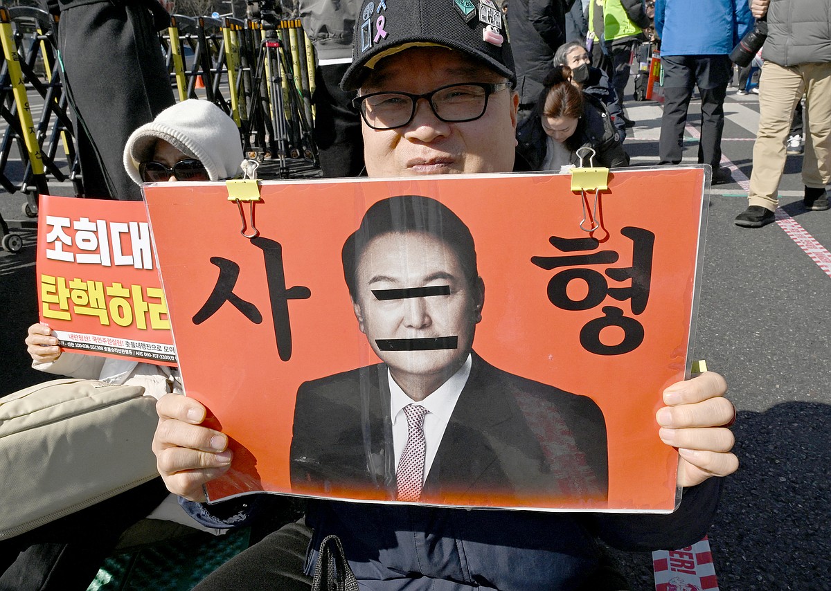 Times Opinion: Accountability matters — Andrew and South Korea president face justice, but not Trump