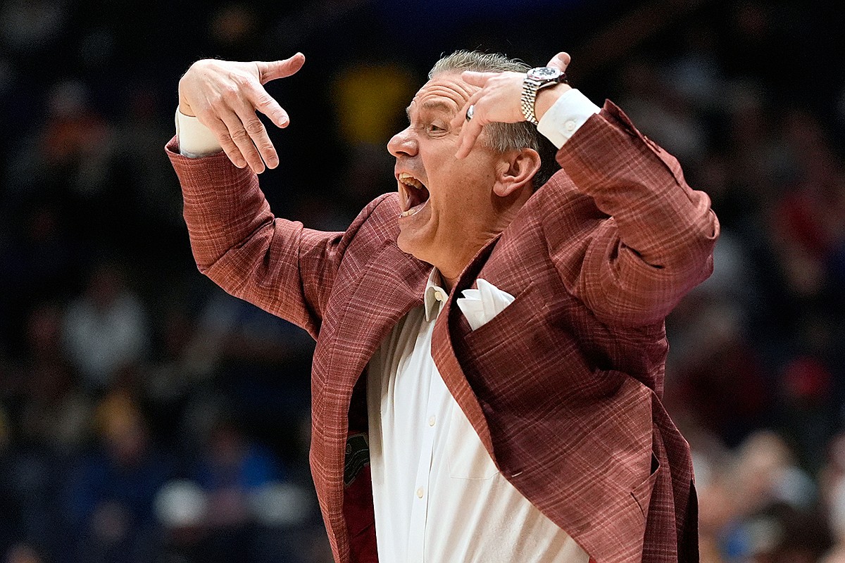 John Calipari going for seventh SEC tourney title but first with Arkansas