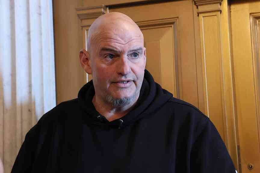 Fetterman casts deciding vote to advance Trump’s pick to replace Noem