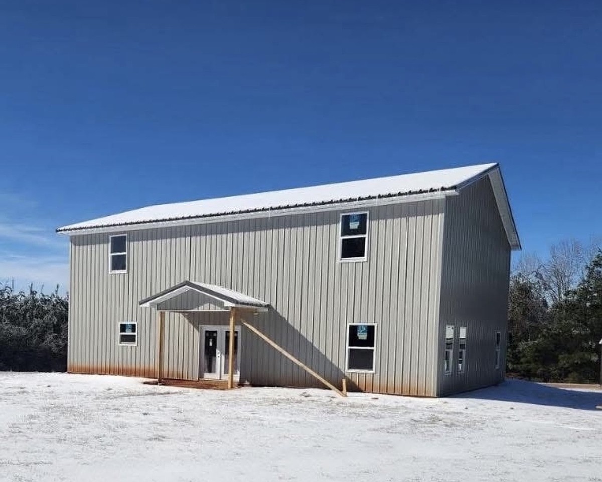 Hills and Valleys Refuge transitional homes near completion | Texarkana ...