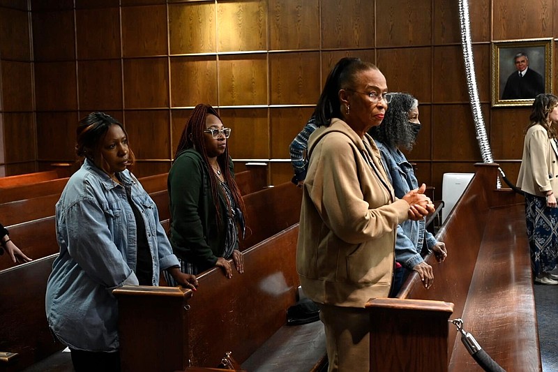 Jury delivers split verdict, partial mistrial in Chattanooga murder ...