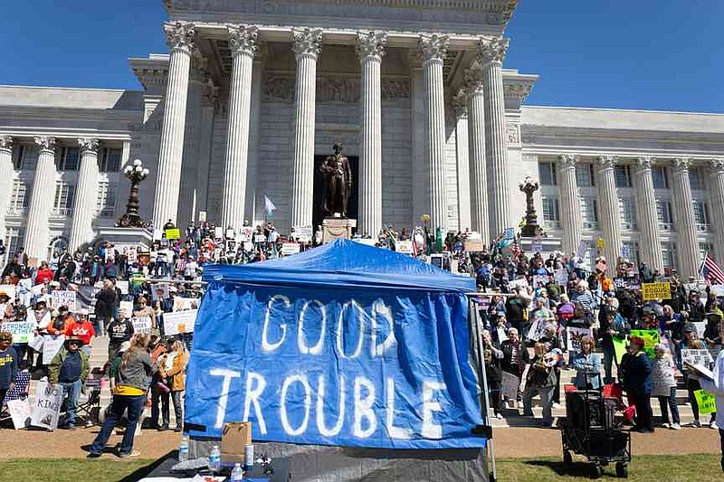Jefferson City ‘No Kings’ protest takes aim at state government ...
