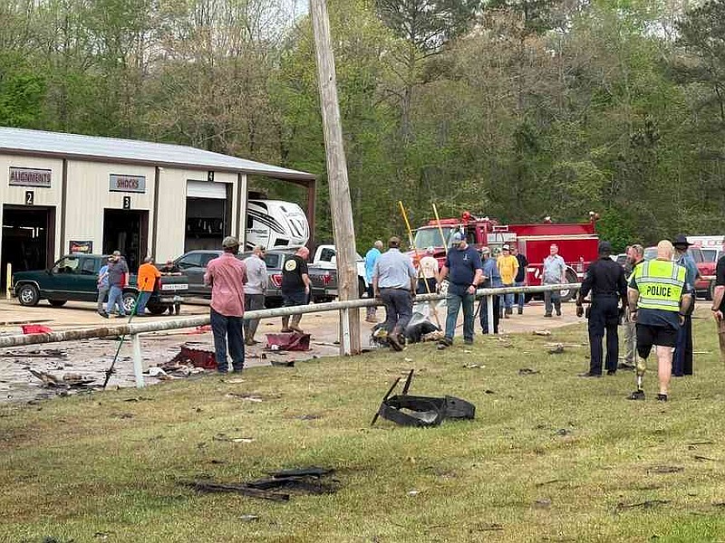 head exploding photos at flynn trenwith blog Images... Smackover Police Chief reports no fatalities after truck fire | Camden News