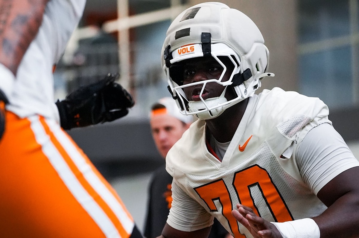 Five-star Sanders ‘much more dominant’ as Vols sophomore | Chattanooga ...