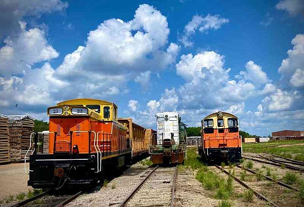 OmniTRAX purchases Ouachita Railroad and Camden & Southern