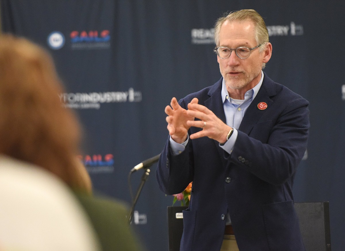 Tennessee House approves new tax on overseas money wires aimed at immigrant transactions