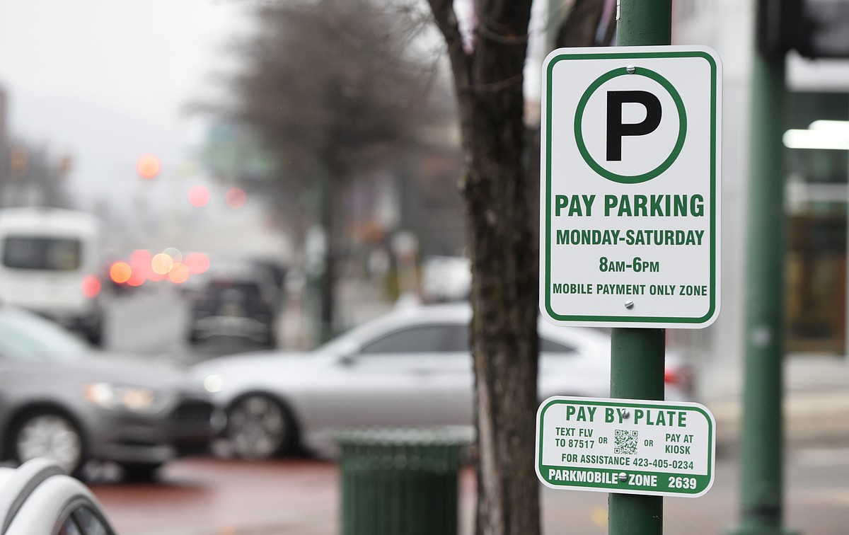 Street spots: Mayor likes downtowns with free parking. What about for Chattanooga? | Chattanooga Times Free Press